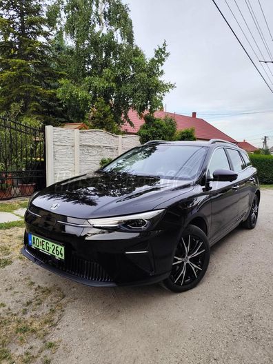 MG MG5 5 EV Standard Range Comfort 50,3kWh