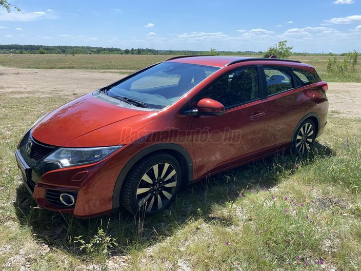 HONDA CIVIC Tourer 1.6 i-DTEC Elegance Navi