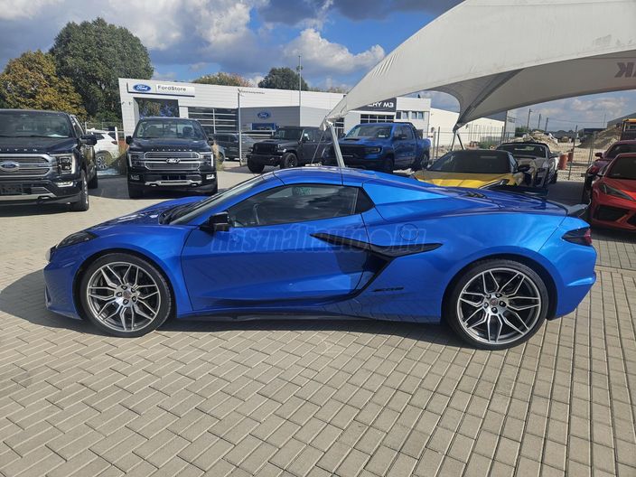 CHEVROLET CORVETTE