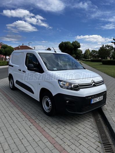 CITROEN BERLINGO 1.6 BlueHDi 100 Club M 1000 (3 személyes )