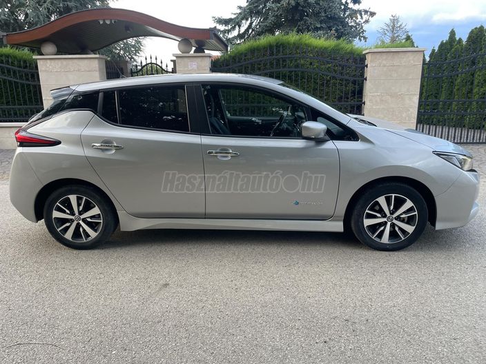 NISSAN LEAF N-Connecta 40kWh (Automata)
