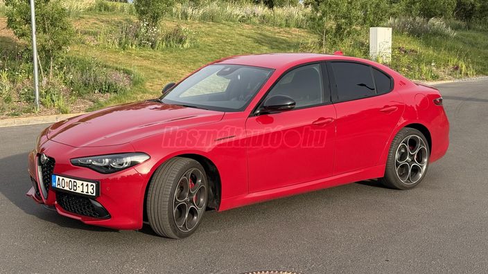 ALFA ROMEO GIULIA 2.0 MultiAir Competizione (Automata)