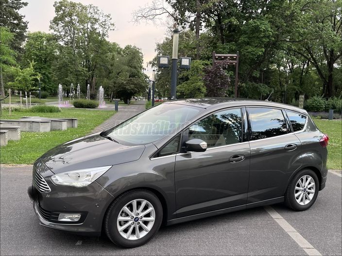 FORD C-MAX 1.0 EcoBoost Titanium