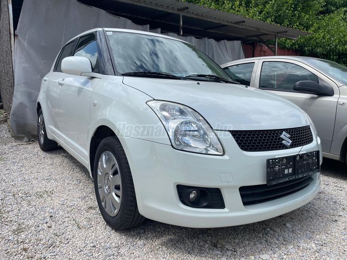 SUZUKI SWIFT 1.3 GLX