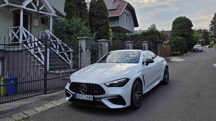 MERCEDES-AMG CLE 53 4MATIC 4MATIC+ 9G-TRONIC Mild hybrid drive