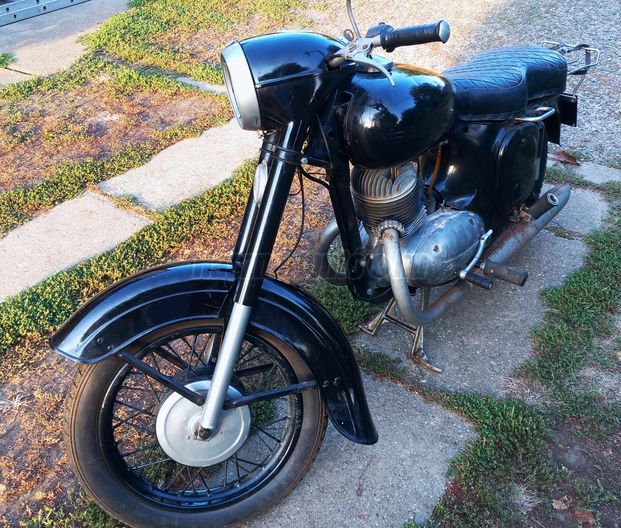 JAWA 250