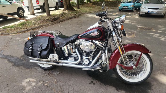 HARLEY-DAVIDSON HERITAGE SOFTAIL CLASSIC
