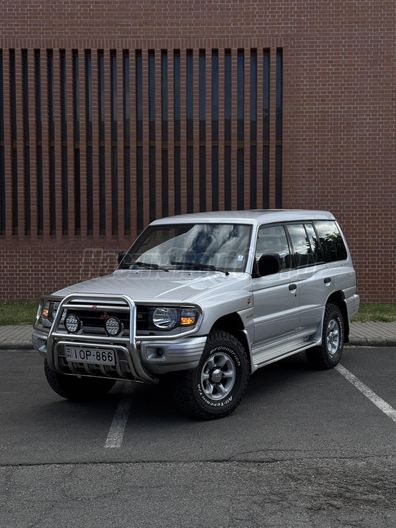 MITSUBISHI PAJERO Wagon 3.5 V6-24 GLS