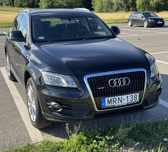 AUDI Q5 3.0 TDI DPF quattro S-tronic