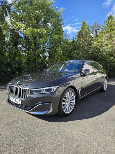 BMW 750 750i xDrive (Automata)