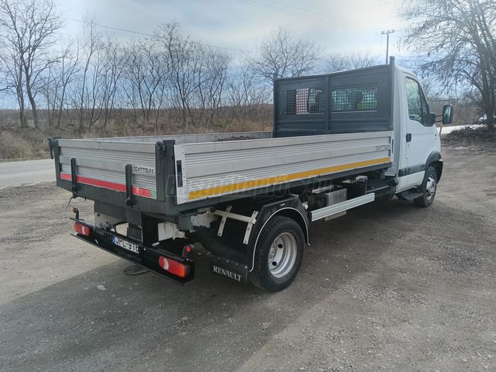 RENAULT Mascott