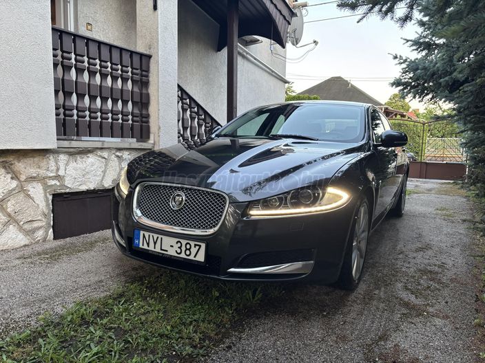 JAGUAR XF 3.0 D Premium Luxury (Automata)