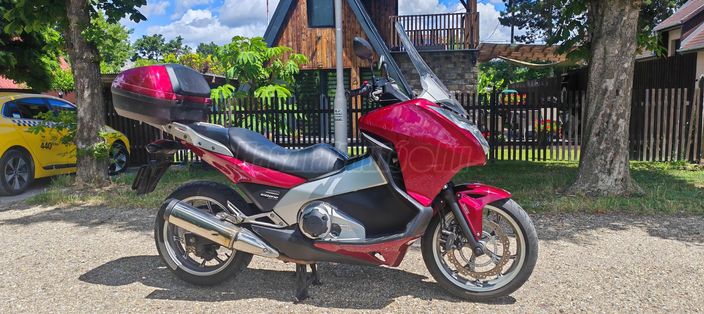 HONDA NC 700 D