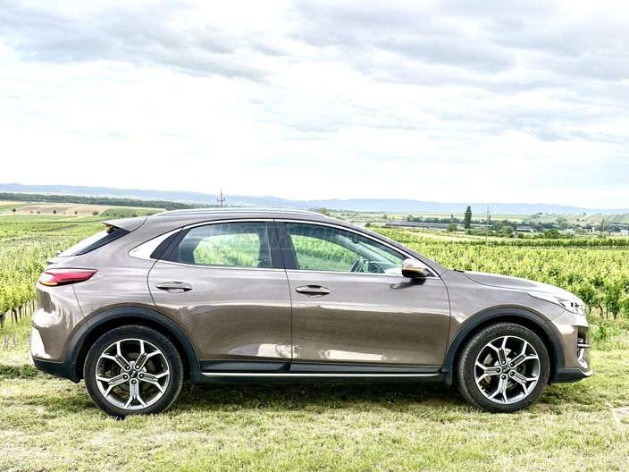 KIA XCEED 1.4 T-GDI Launch Edition