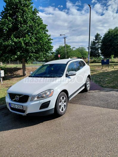 VOLVO XC60 2.0 D Summum Geartronic