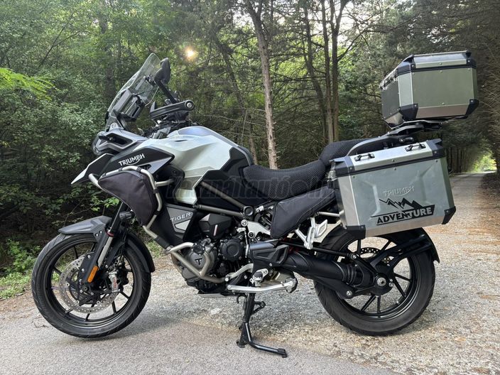 TRIUMPH TIGER 1200