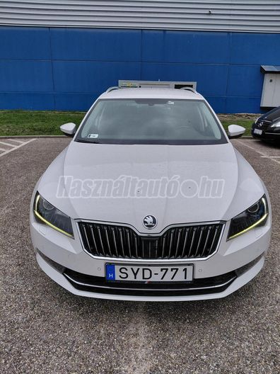 SKODA SUPERB Combi 2.0 TDI SCR Style DSG