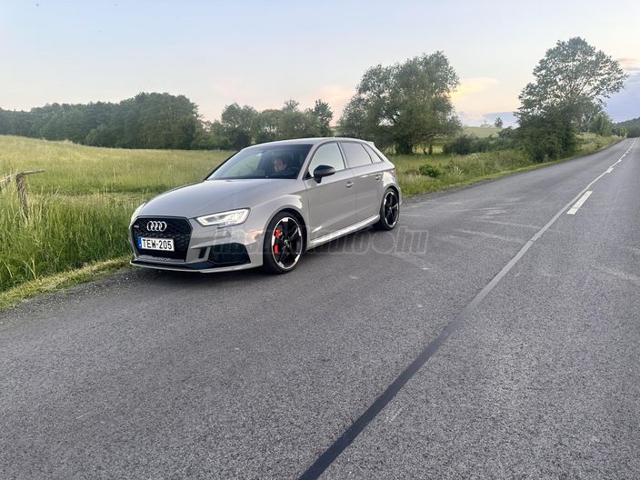 AUDI RS3 Sportback 2.5 TFSI quattro S-tronic