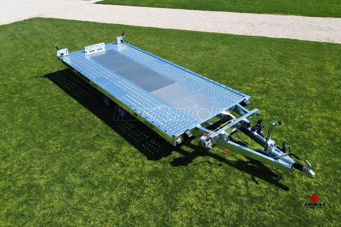Gt Kippbar 470 autószállító utánfutó (3000kg) bruttó 2.745.000 Ft
