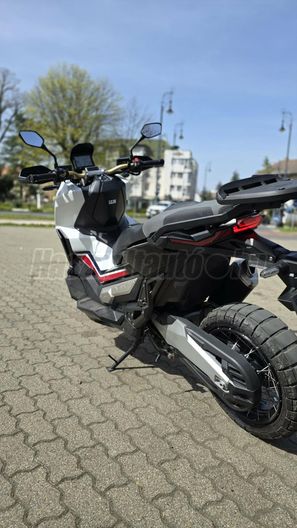 HONDA X-ADV