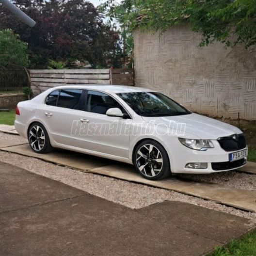 SKODA SUPERB 1.8 TSI Ambition