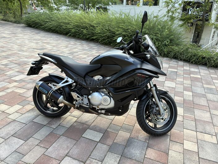 HONDA VFR 800 X