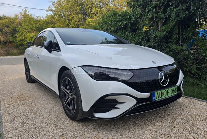 MERCEDES-BENZ EQE 350+