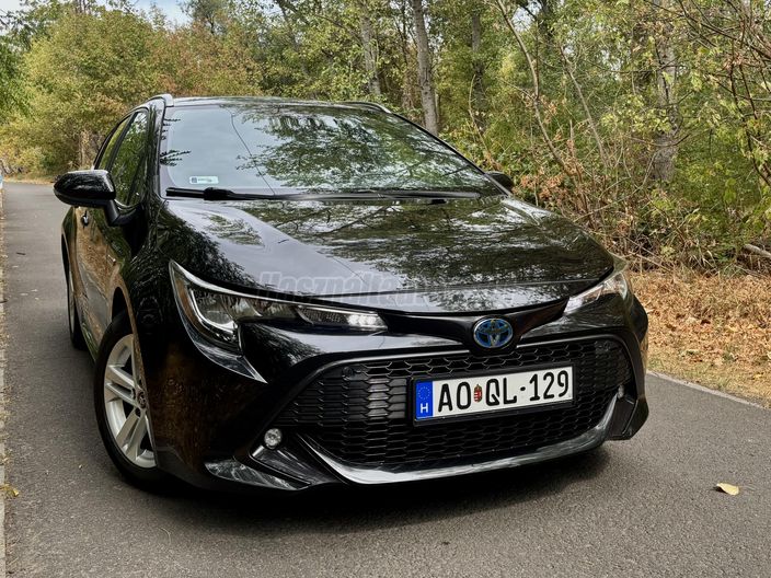 TOYOTA COROLLA Touring Sports 1.8 Hybrid Active Business e-CVT