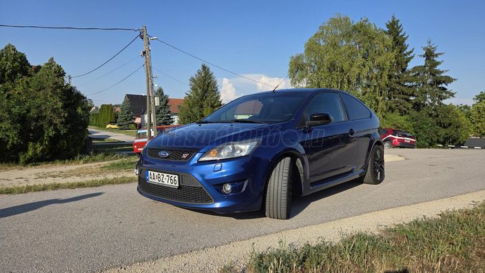 FORD FOCUS ST 2.5 T