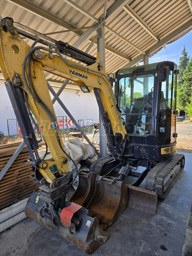 YANMAR Vio33
