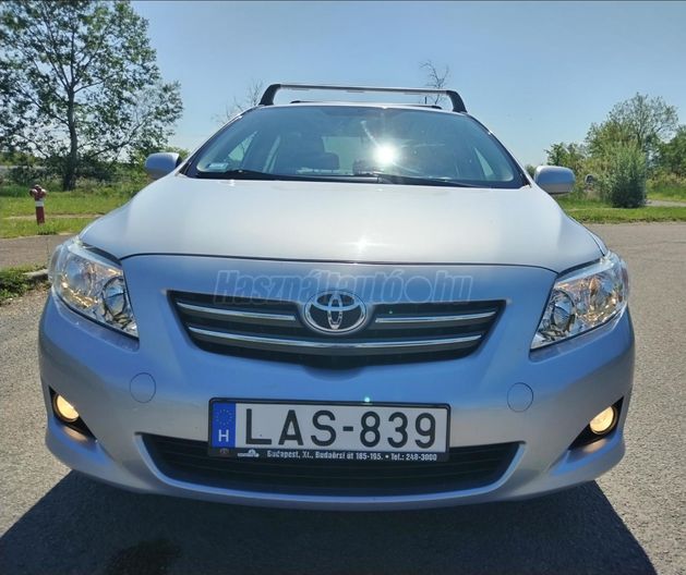 TOYOTA COROLLA Sedan 1.6 Sol