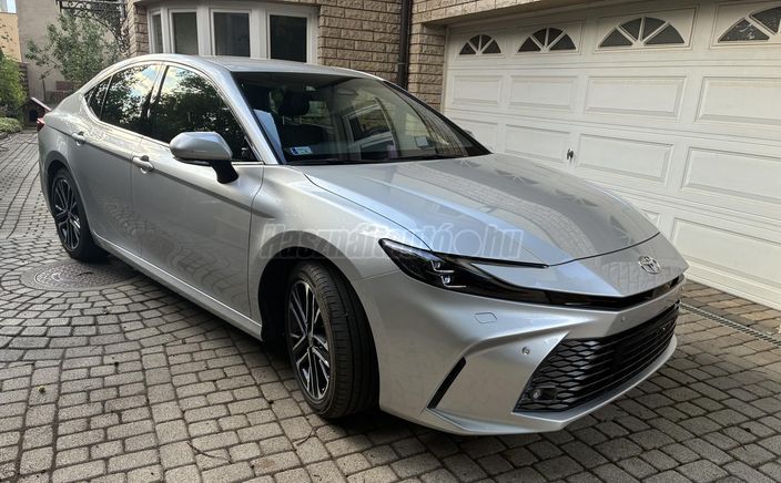 TOYOTA CAMRY 2.5 Hybrid Prestige e-CVT