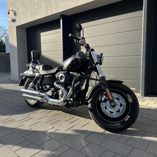 HARLEY-DAVIDSON DYNA FAT BOB