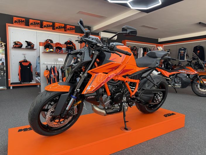 KTM 1390 SUPER DUKE R EVO