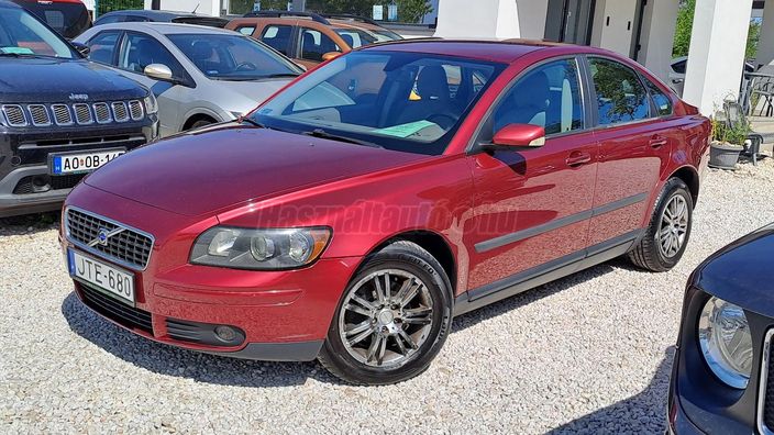 VOLVO S40 1.6 D Momentum