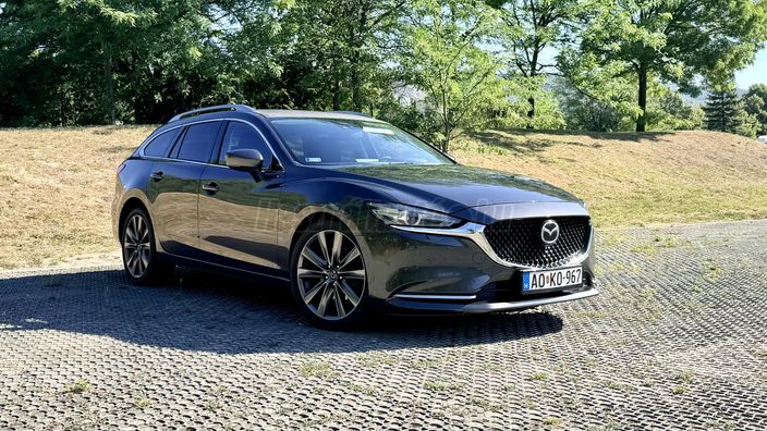 MAZDA 6 Sportkombi 2.2 CD AWD Revolution Top (Automata)