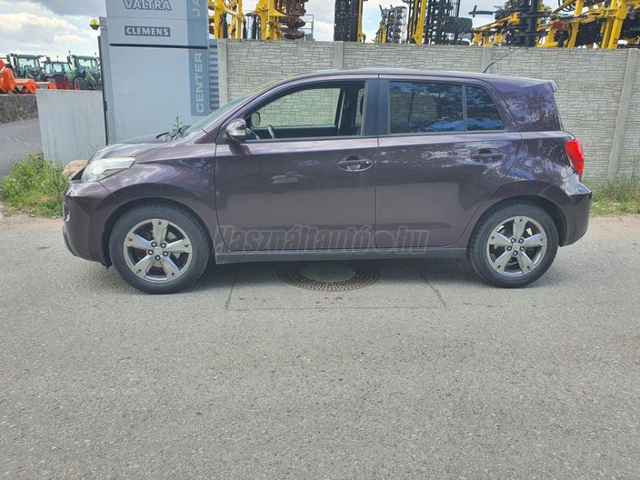 TOYOTA URBAN CRUISER 1.4 D-4D Sol AWD
