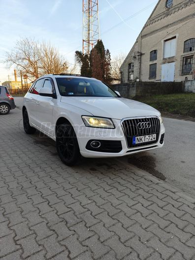AUDI Q5 2.0 TFSI quattro