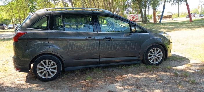 FORD C-MAX Grand 1.5 TDCi DPF Titanium [7 személy]