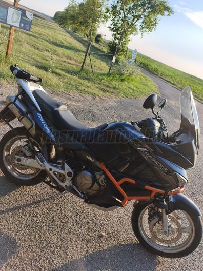 HONDA XL 1000 V  (VARADERO)