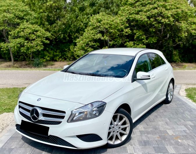 MERCEDES-BENZ A 180 d Style