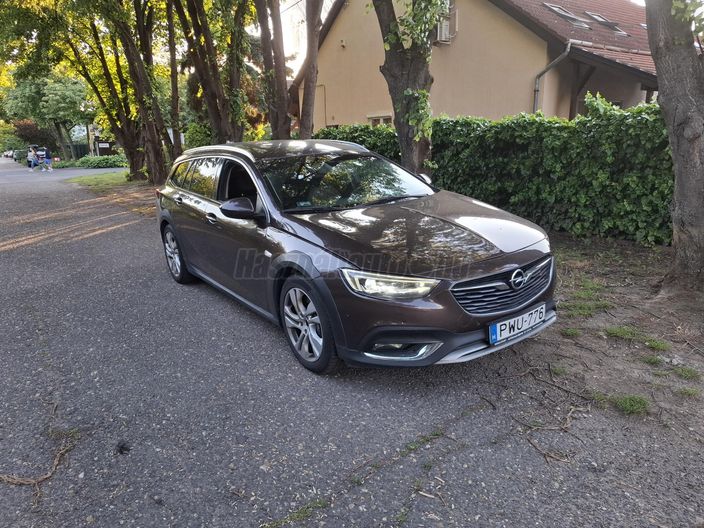 OPEL INSIGNIA Sports Tourer 2.0 AWD Country Tourer Start Stop (Automata)