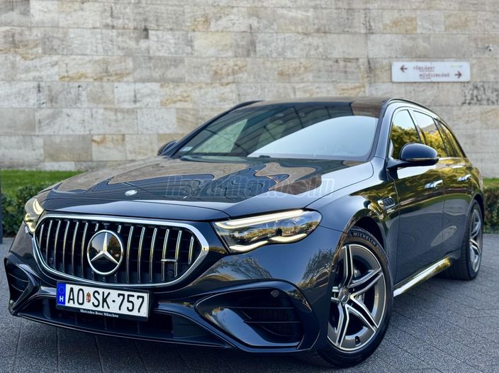 MERCEDES-AMG E 53 T 4MATIC+ 9G-TRONIC Plug-in hybrid drive