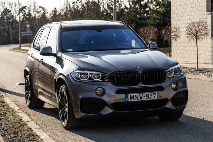 BMW X5 M50d (Automata)
