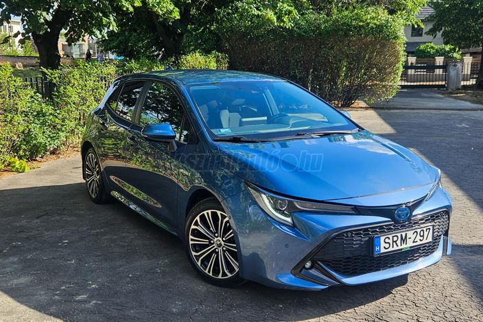 TOYOTA COROLLA 1.8 Hybrid Active Business e-CVT