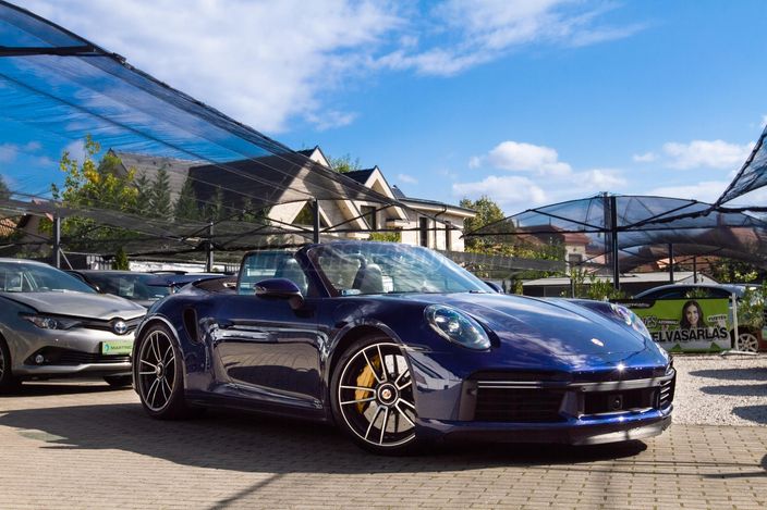 www.martincar.hu további 141 db Extra HD fénykép a PORSCHE minden apró részletéről !!