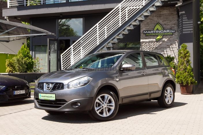 www.martincar.hu további 71 db Extra HD fénykép a NISSAN minden apró részletéről !!