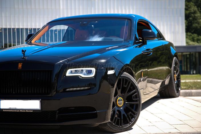 ROLLS-ROYCE WRAITH