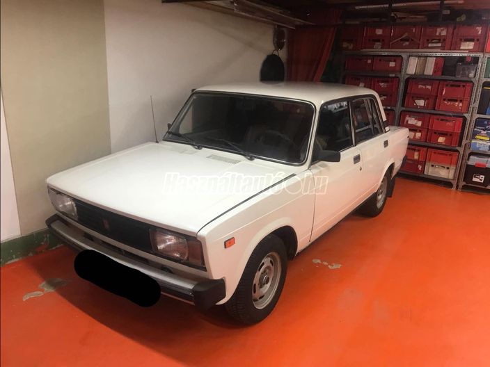 LADA 2105