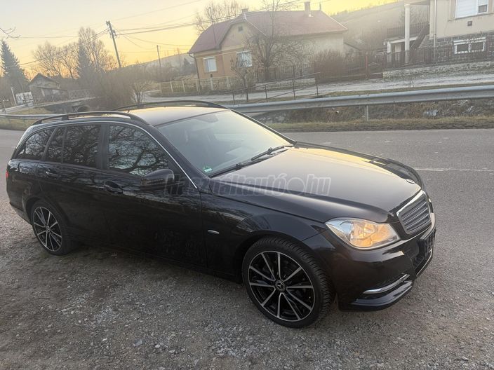 MERCEDES-BENZ C 220 T CDI BlueEFFICIENCY Classic
